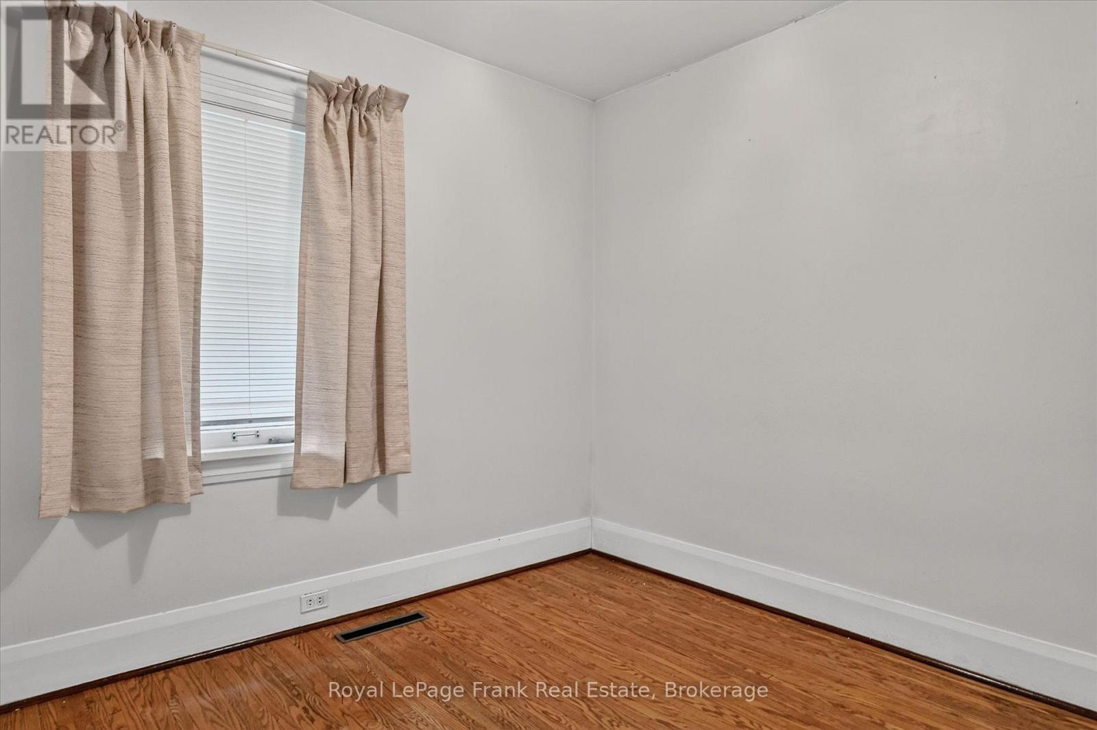466 Edison Avenue, Peterborough (Otonabee Ward 1), Ontario  K9J 4G3 - Photo 25 - X13790840