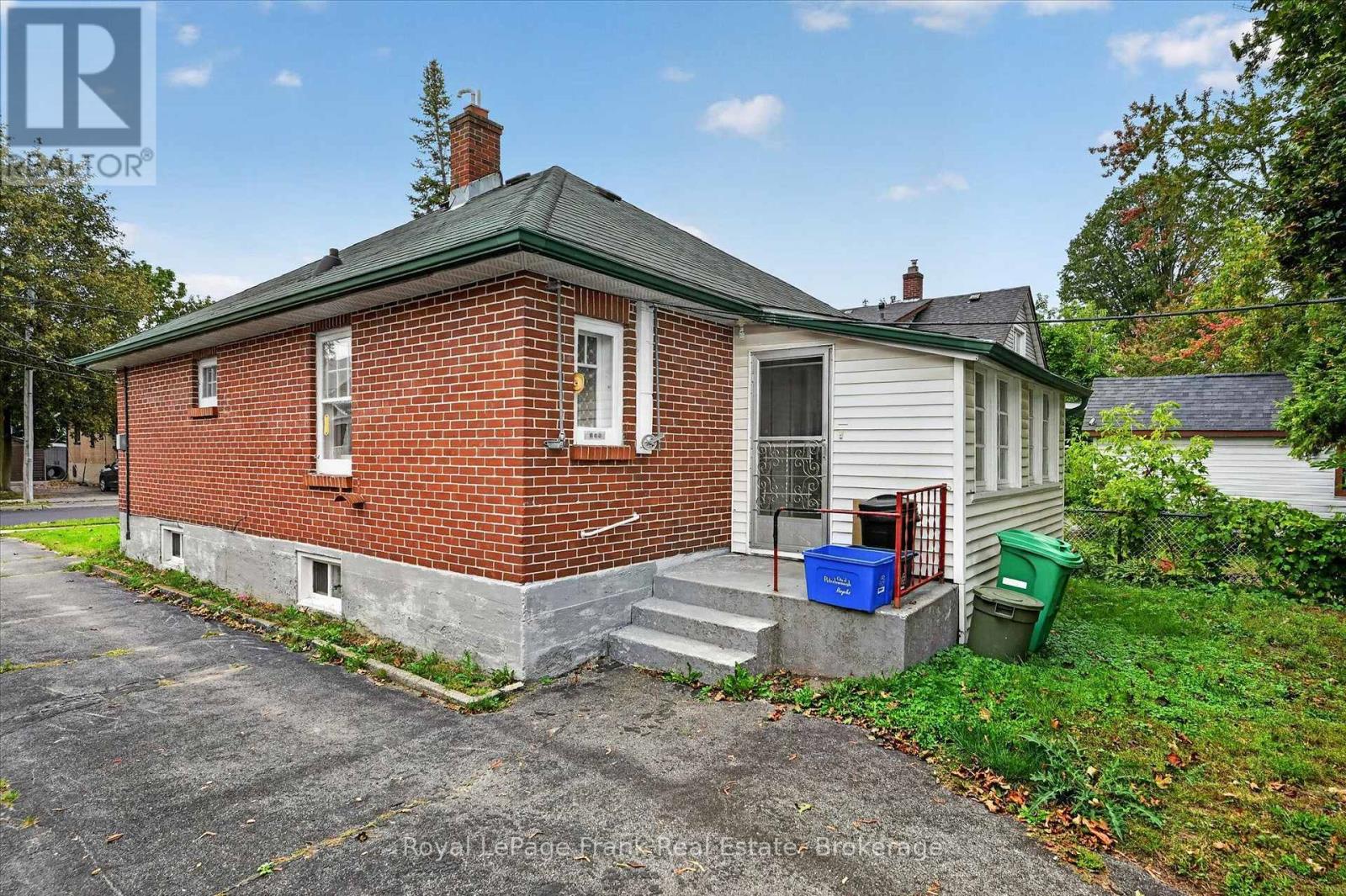 466 Edison Avenue, Peterborough (Otonabee Ward 1), Ontario  K9J 4G3 - Photo 33 - X13790840
