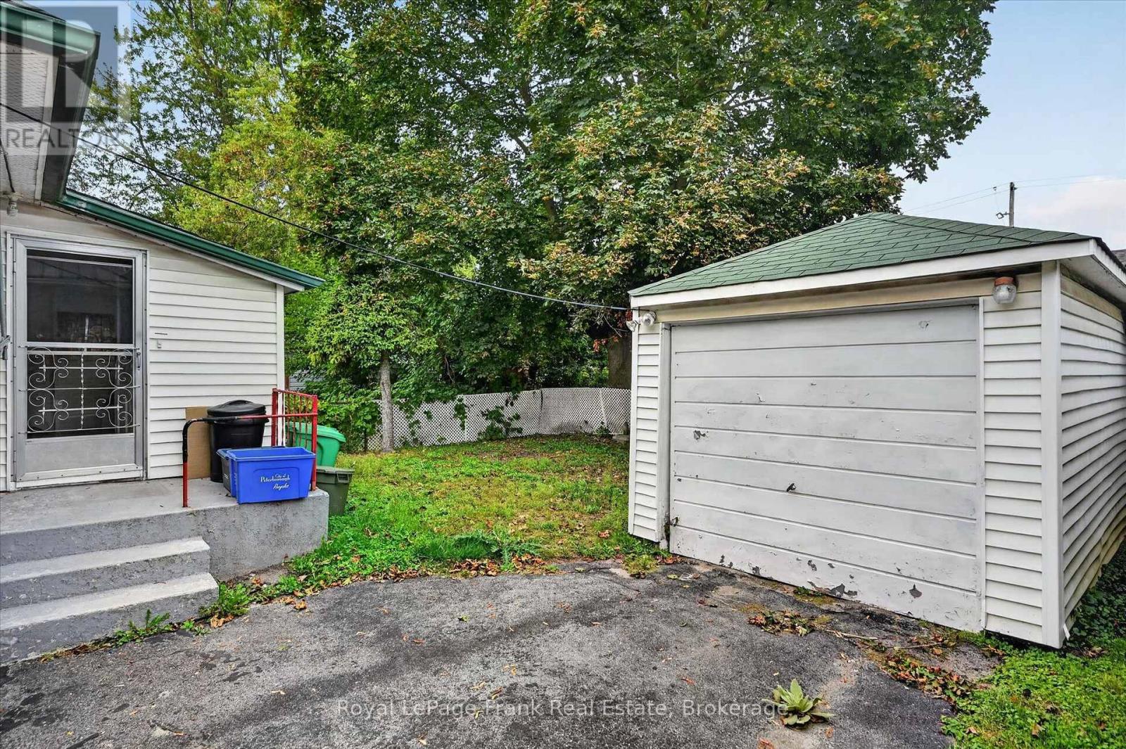 466 Edison Avenue, Peterborough (Otonabee Ward 1), Ontario  K9J 4G3 - Photo 34 - X13790840