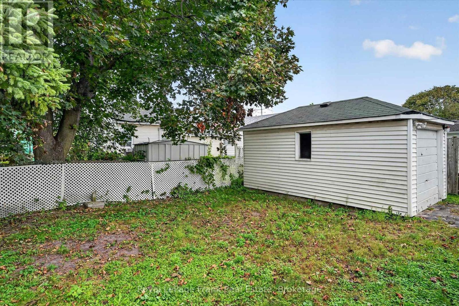 466 Edison Avenue, Peterborough (Otonabee Ward 1), Ontario  K9J 4G3 - Photo 36 - X13790840