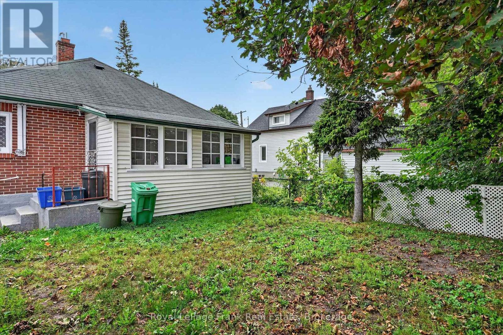 466 Edison Avenue, Peterborough (Otonabee Ward 1), Ontario  K9J 4G3 - Photo 38 - X13790840