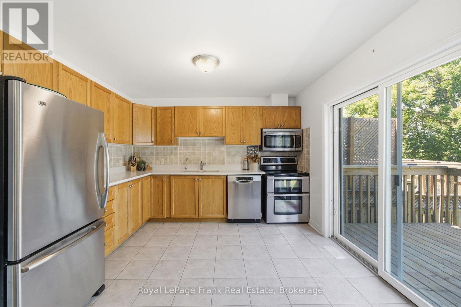 26 Fallingbrook Crescent, Kawartha Lakes (Lindsay), Ontario  K9V 0B3 - Photo 10 - X13791170
