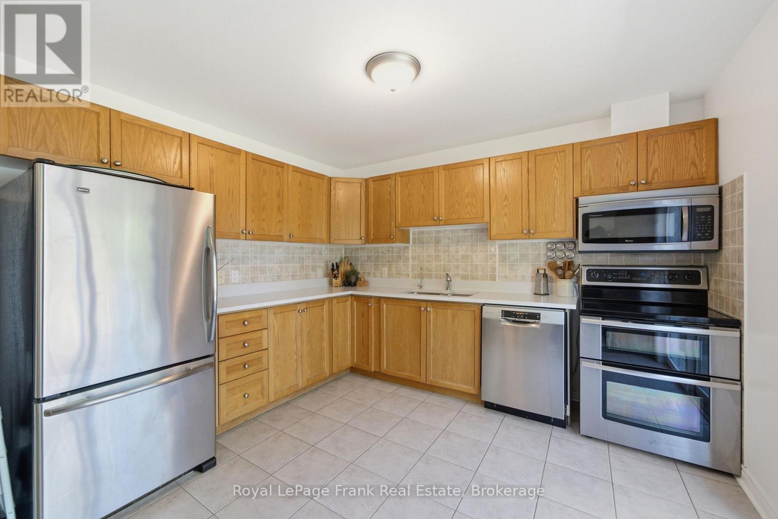 26 Fallingbrook Crescent, Kawartha Lakes (Lindsay), Ontario  K9V 0B3 - Photo 11 - X13791170