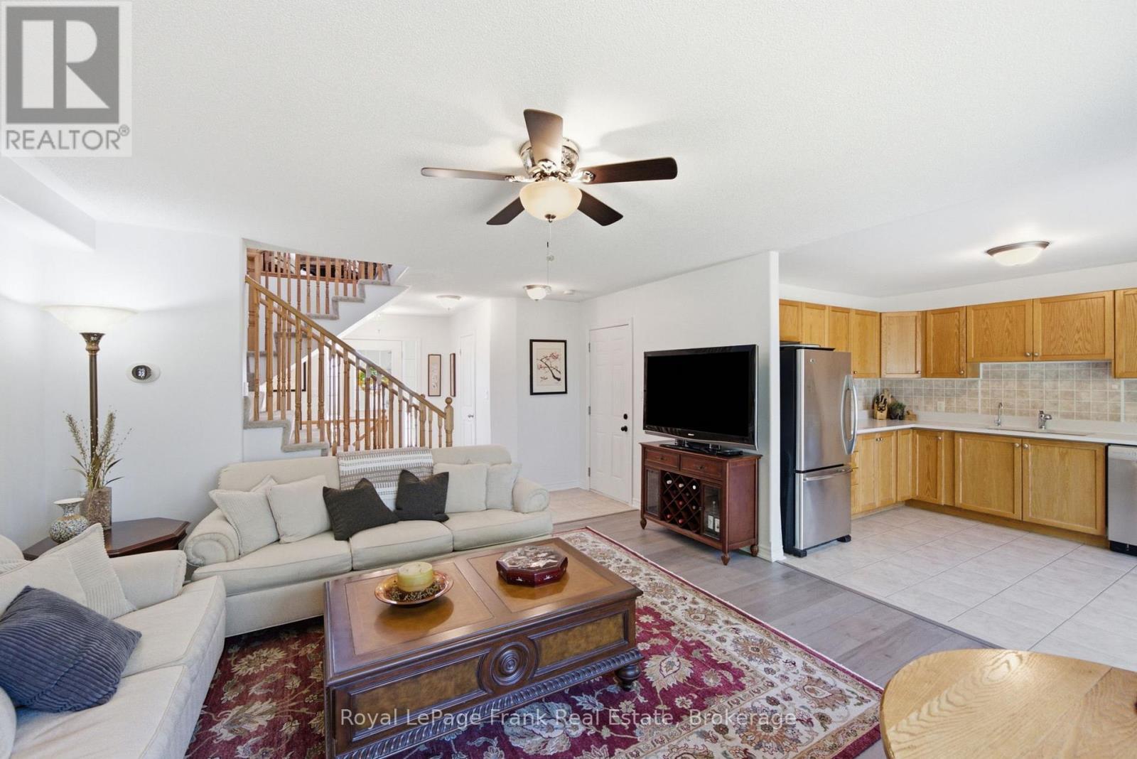 26 Fallingbrook Crescent, Kawartha Lakes (Lindsay), Ontario  K9V 0B3 - Photo 9 - X13791170