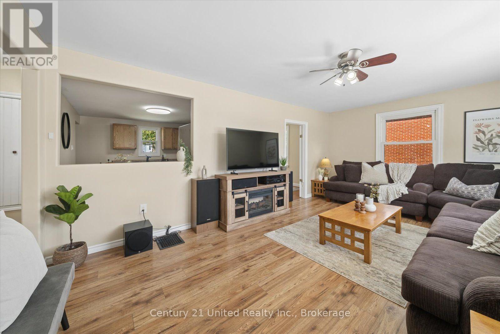 584 Wolfe Street, Peterborough (Town Ward 3), Ontario  K9J 2L8 - Photo 10 - X13791574