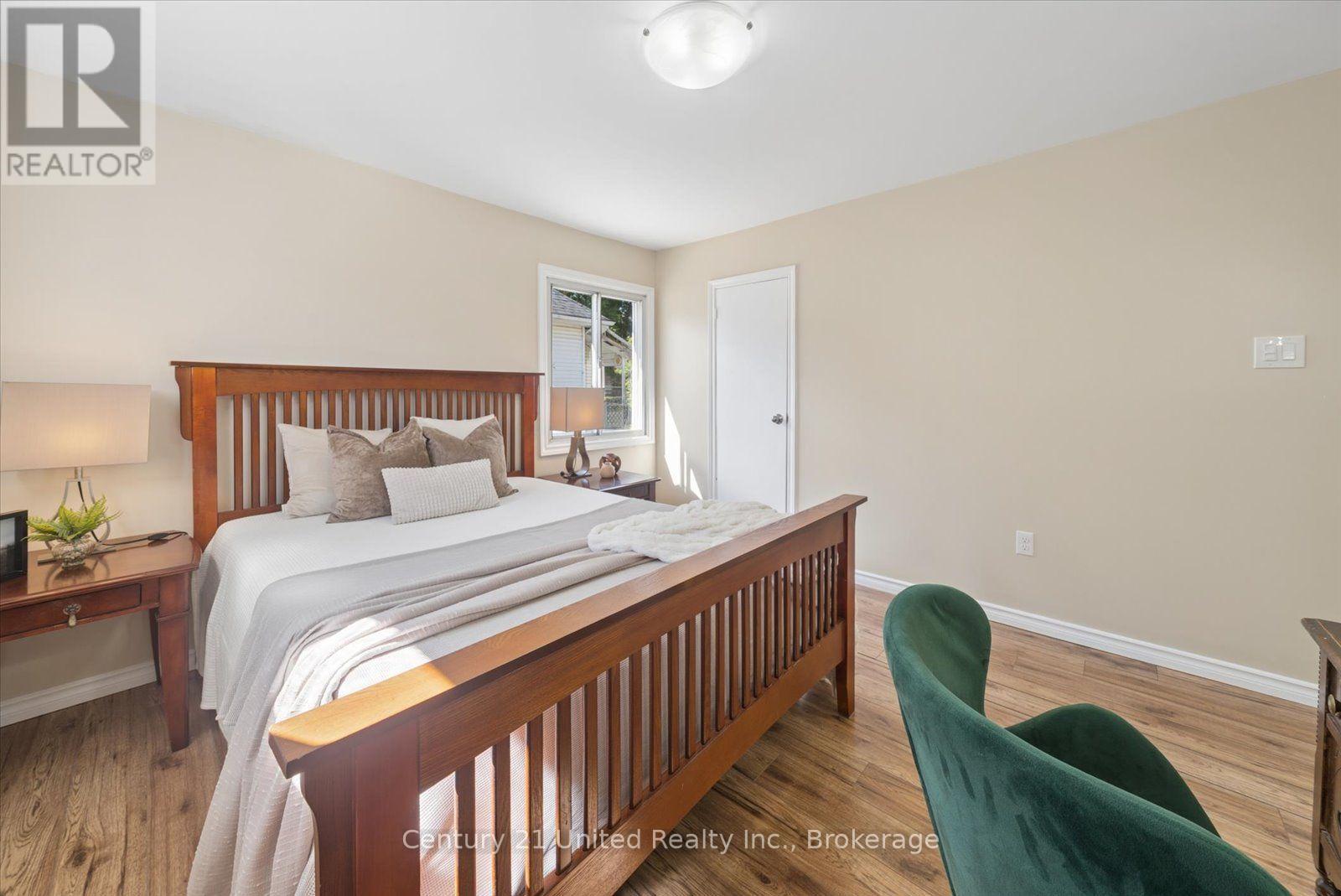 584 Wolfe Street, Peterborough (Town Ward 3), Ontario  K9J 2L8 - Photo 19 - X13791574