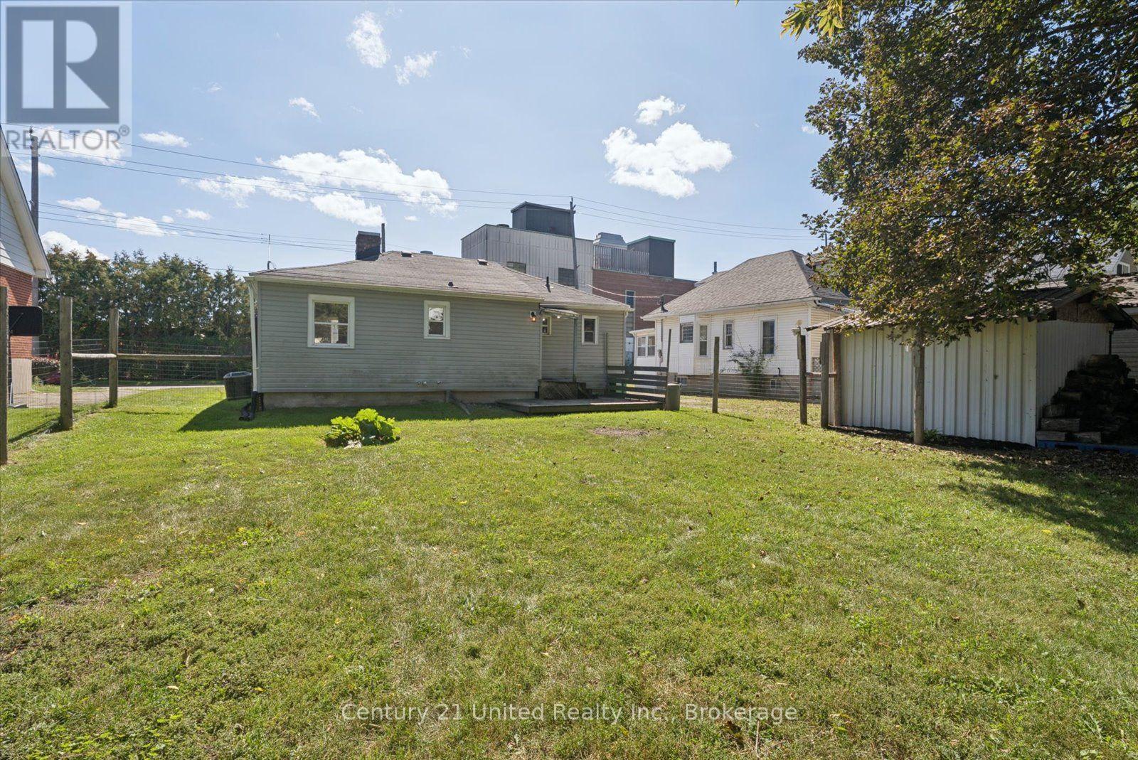 584 Wolfe Street, Peterborough (Town Ward 3), Ontario  K9J 2L8 - Photo 30 - X13791574