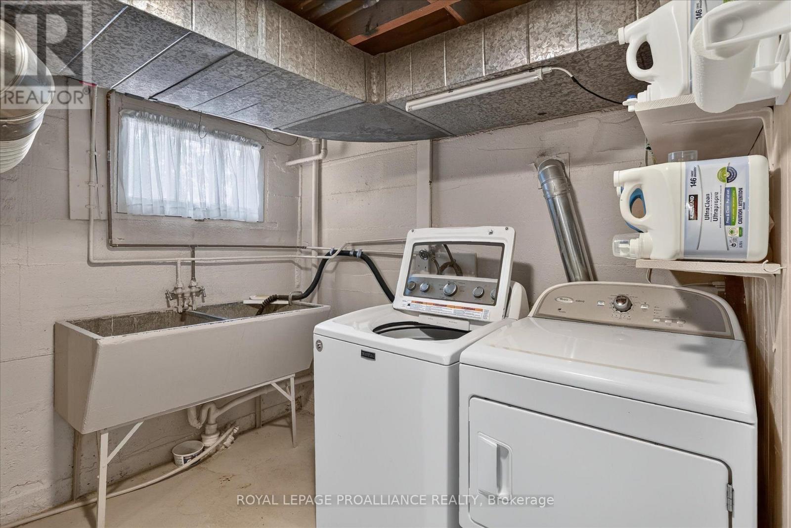 210 Aberdeen Avenue, Peterborough (Northcrest Ward 5), Ontario  K9H 4W8 - Photo 38 - X13791694