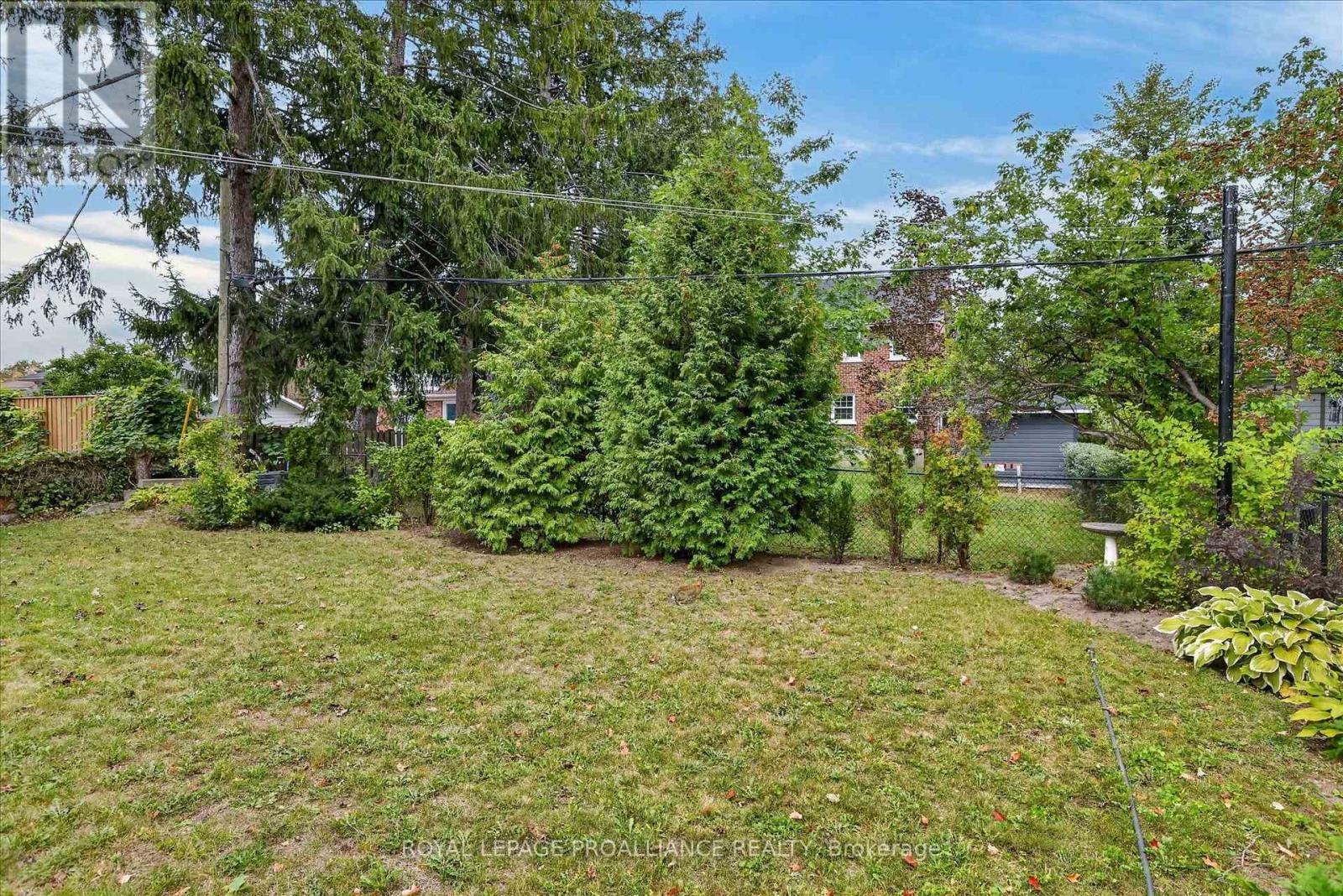 210 Aberdeen Avenue, Peterborough (Northcrest Ward 5), Ontario  K9H 4W8 - Photo 45 - X13791694