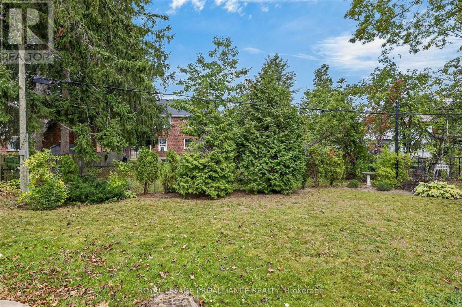 210 Aberdeen Avenue, Peterborough (Northcrest Ward 5), Ontario  K9H 4W8 - Photo 46 - X13791694