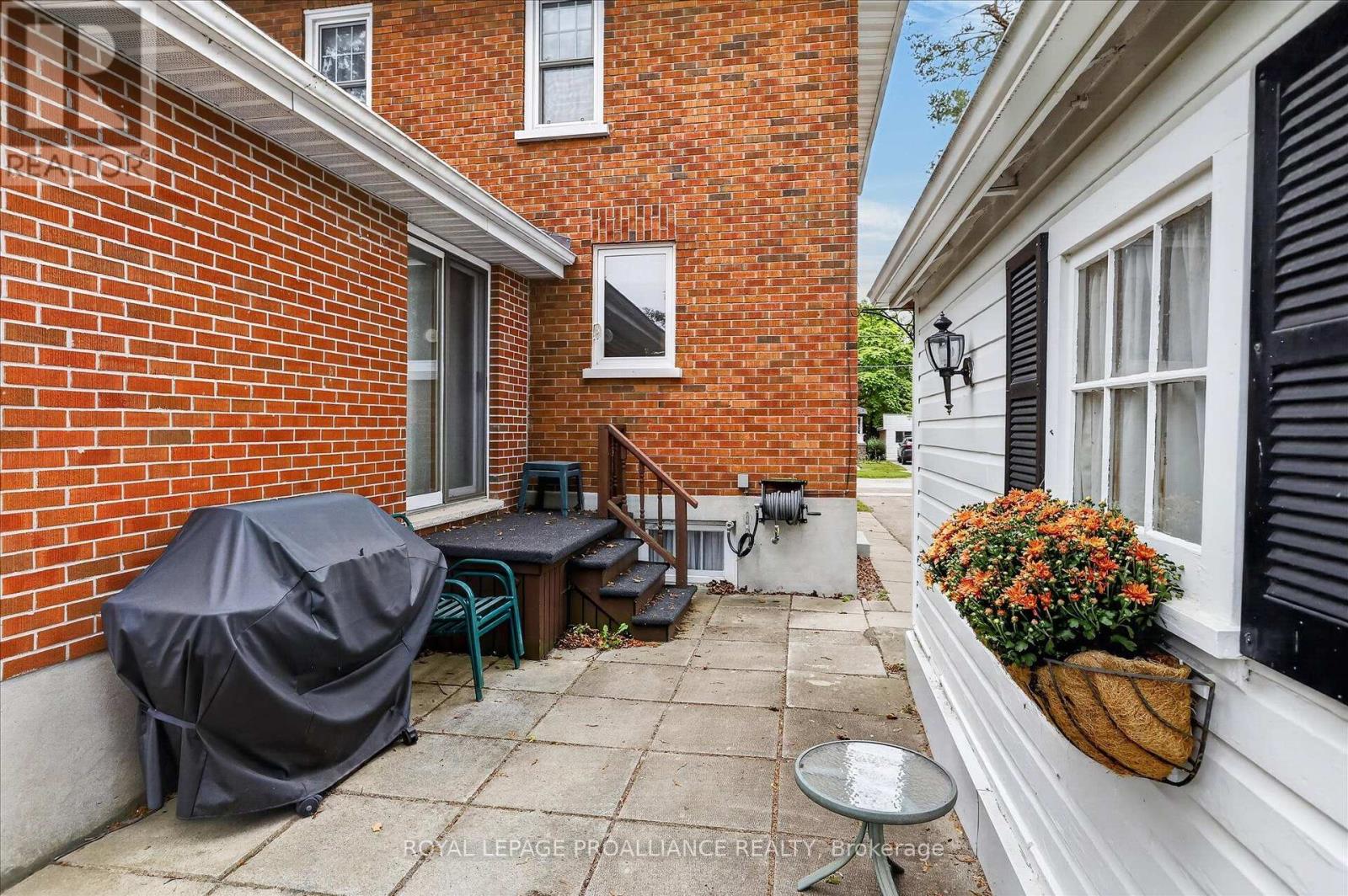 210 Aberdeen Avenue, Peterborough (Northcrest Ward 5), Ontario  K9H 4W8 - Photo 47 - X13791694
