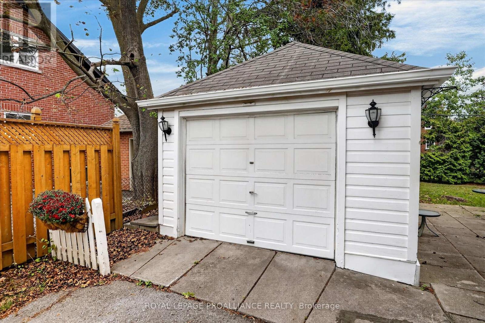 210 Aberdeen Avenue, Peterborough (Northcrest Ward 5), Ontario  K9H 4W8 - Photo 49 - X13791694