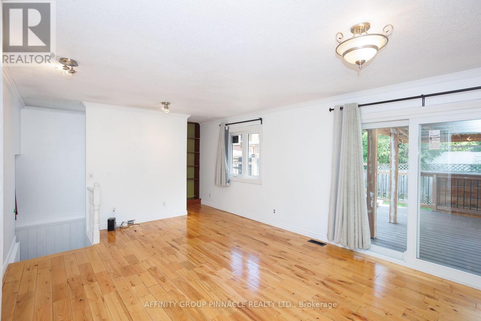 71 Glenelg Street W, Kawartha Lakes (Lindsay), Ontario  K9V 2V6 - Photo 16 - X13792466