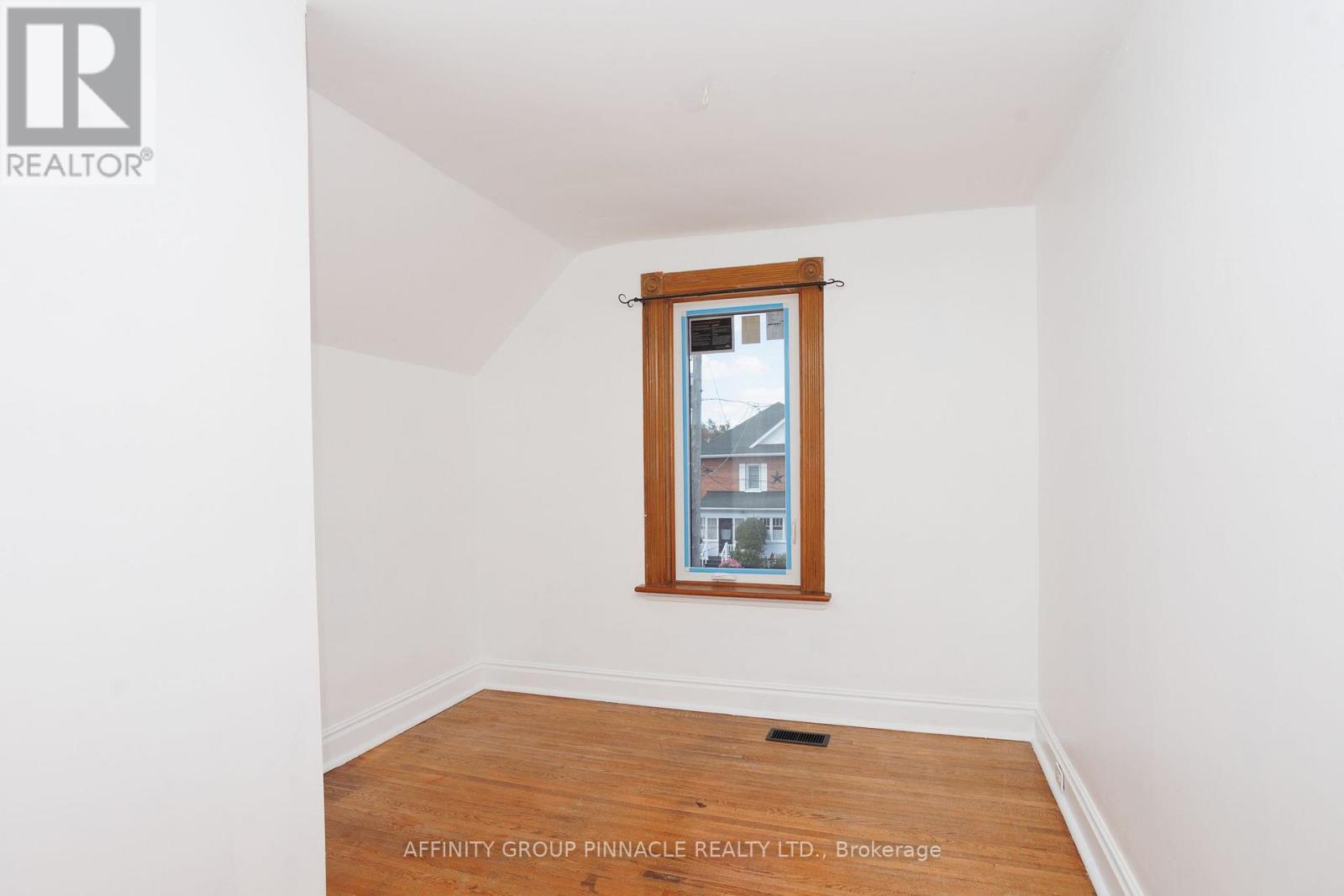 71 Glenelg Street W, Kawartha Lakes (Lindsay), Ontario  K9V 2V6 - Photo 20 - X13792466