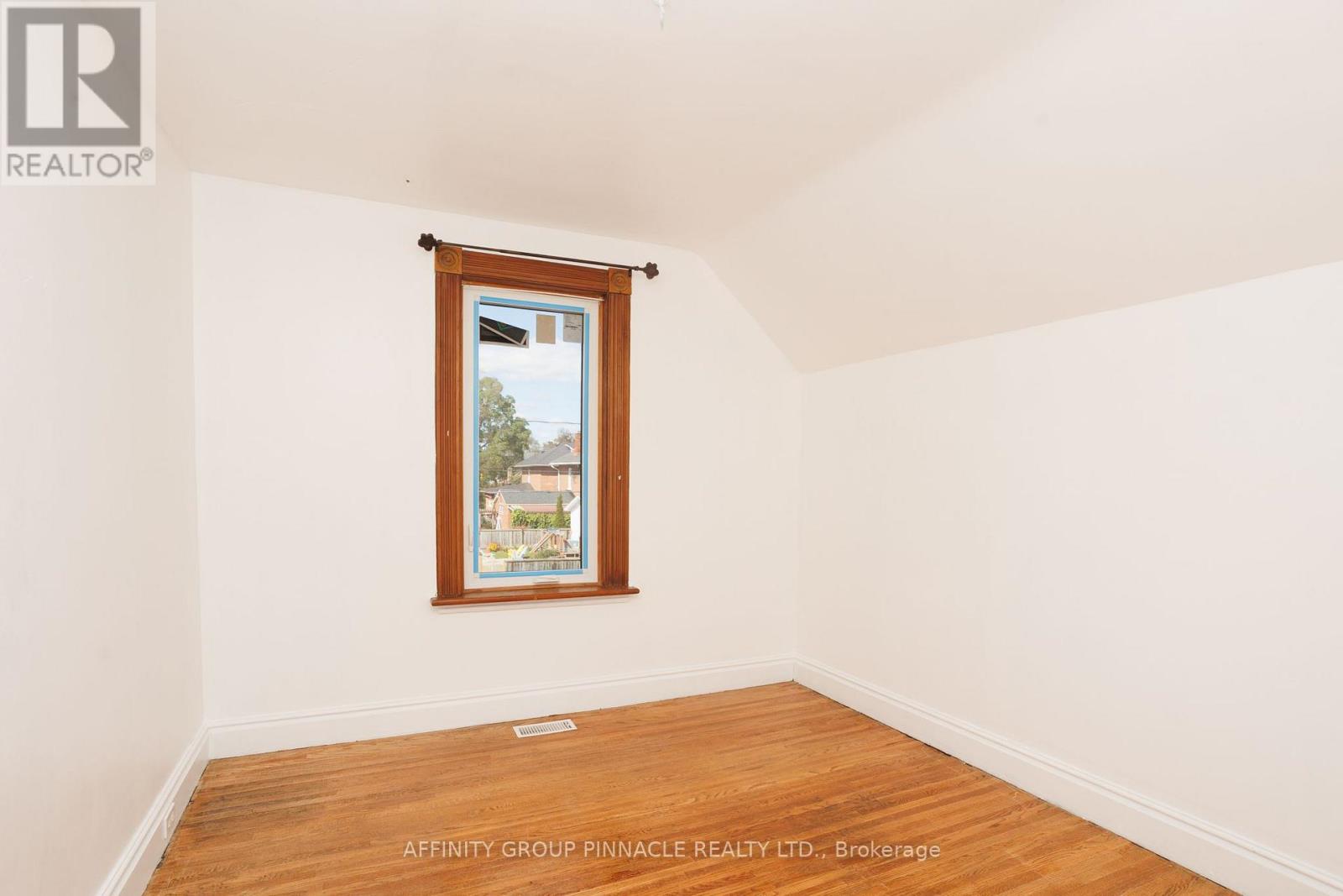 71 Glenelg Street W, Kawartha Lakes (Lindsay), Ontario  K9V 2V6 - Photo 22 - X13792466