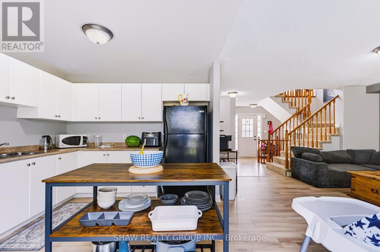 24 Fallingbrook Crescent, Kawartha Lakes (Lindsay), Ontario  K9V 0B3 - Photo 18 - X13792570