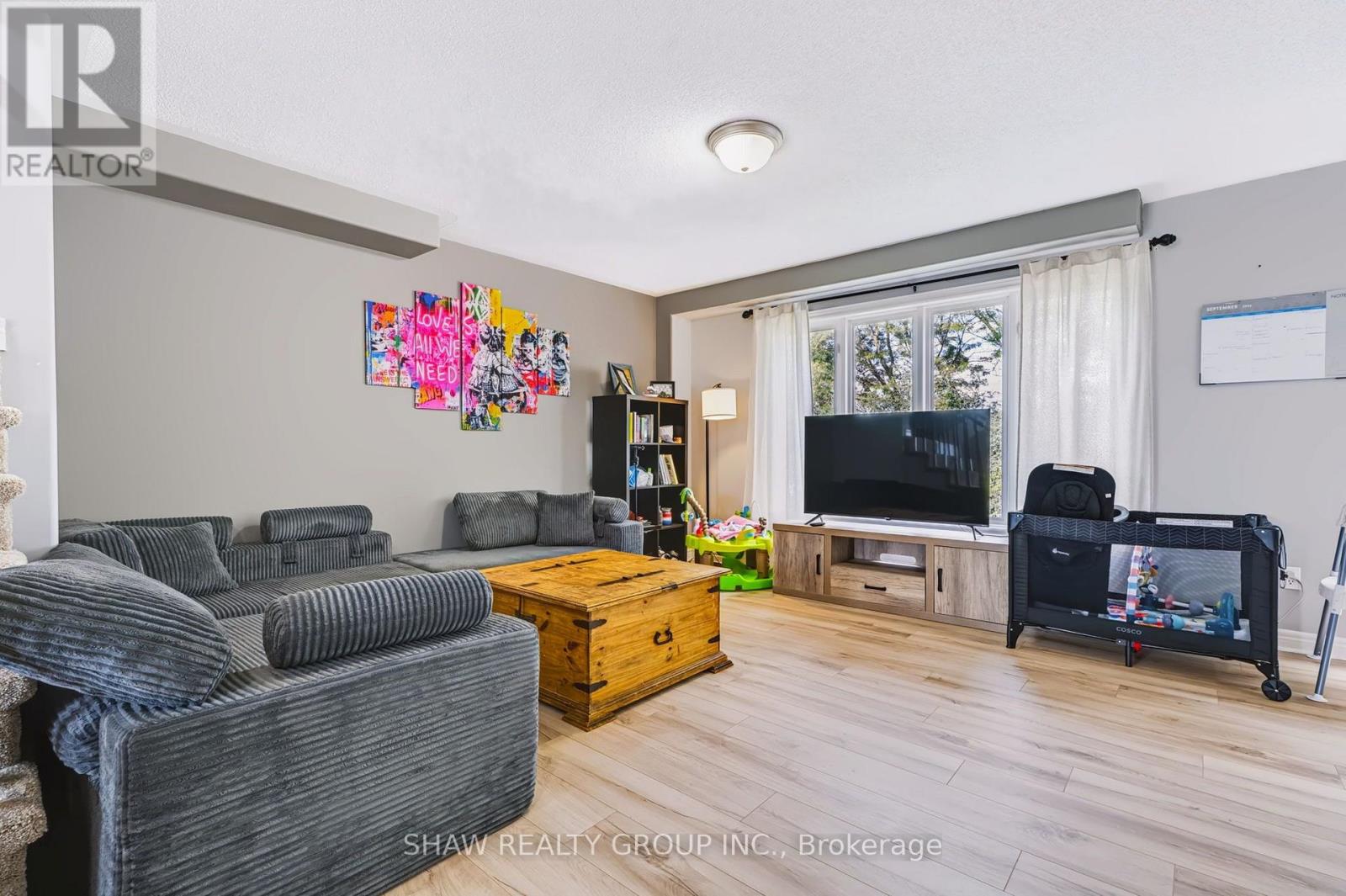 24 Fallingbrook Crescent, Kawartha Lakes (Lindsay), Ontario  K9V 0B3 - Photo 7 - X13792570