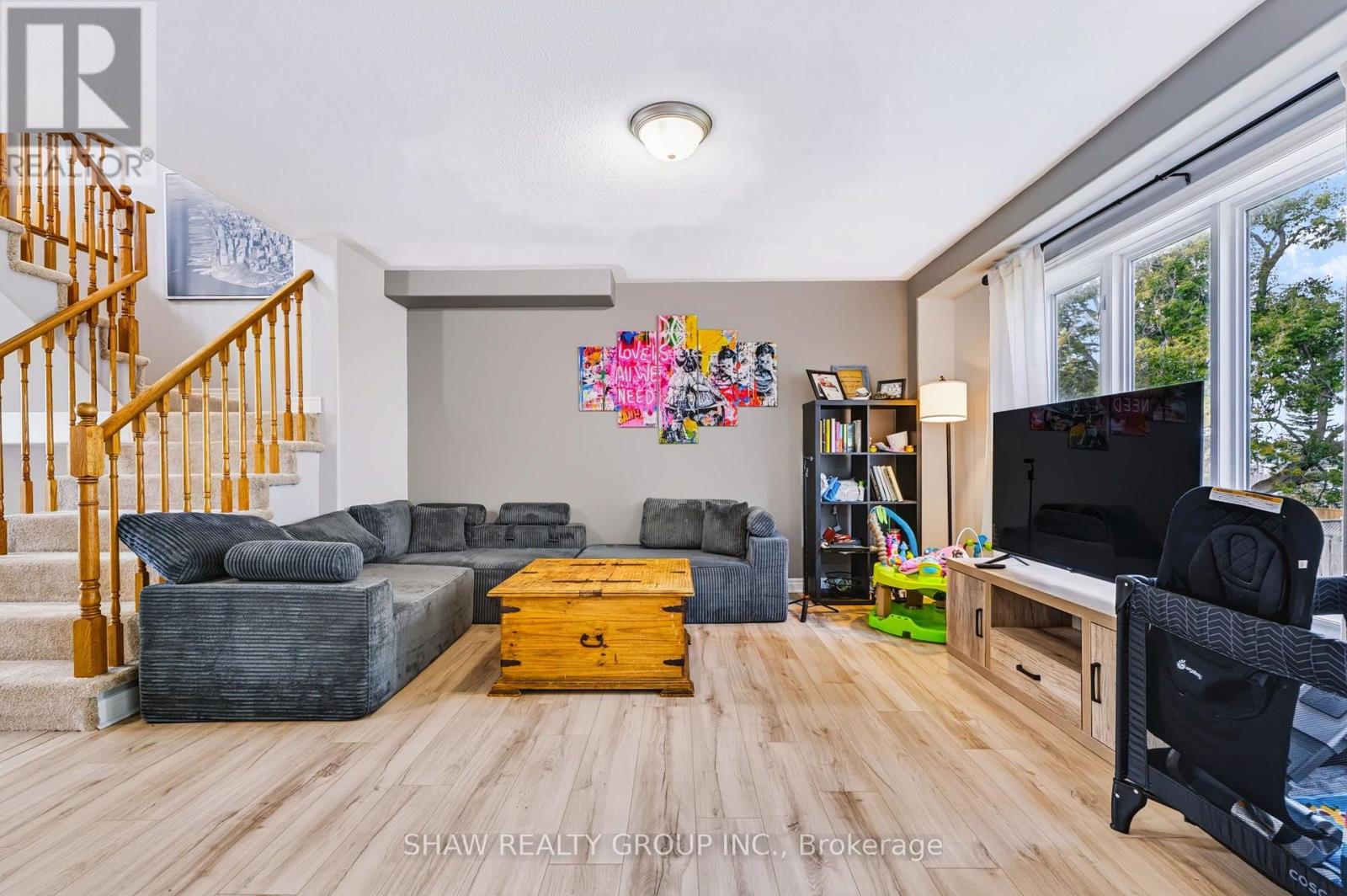 24 Fallingbrook Crescent, Kawartha Lakes (Lindsay), Ontario  K9V 0B3 - Photo 9 - X13792570