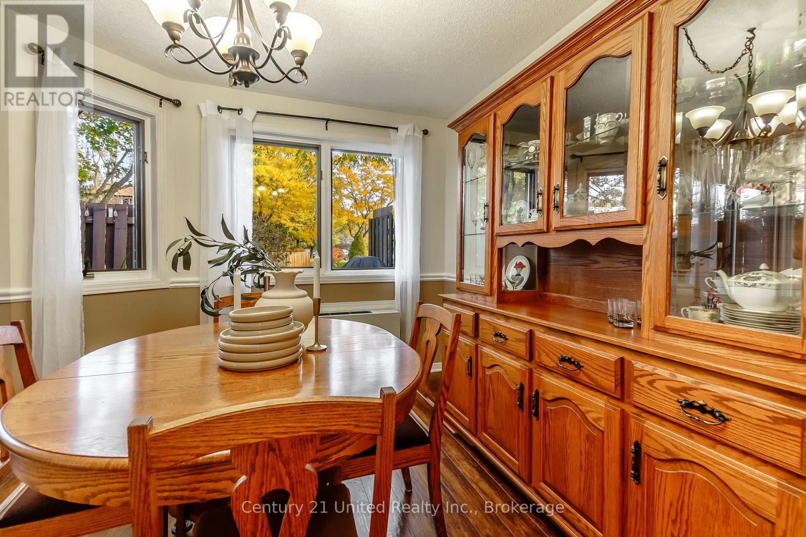 15 - 36 Champlain Crescent, Peterborough (Northcrest Ward 5), Ontario  K9L 1T1 - Photo 13 - X13792772