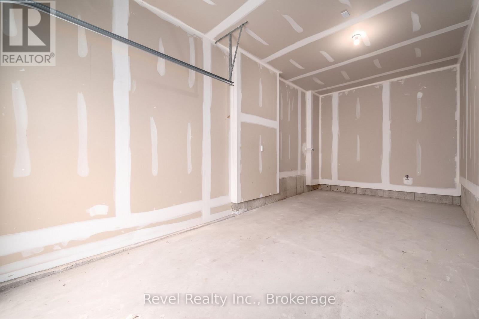 38 Hickey Lane, Kawartha Lakes (Lindsay), Ontario  K9V 1T9 - Photo 31 - X13792820