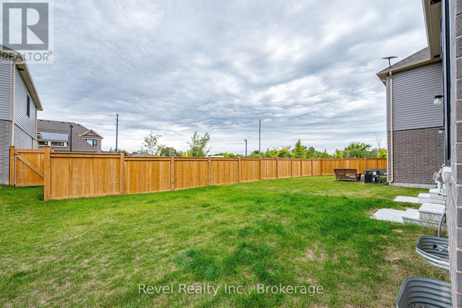 38 Hickey Lane, Kawartha Lakes (Lindsay), Ontario  K9V 1T9 - Photo 33 - X13792820