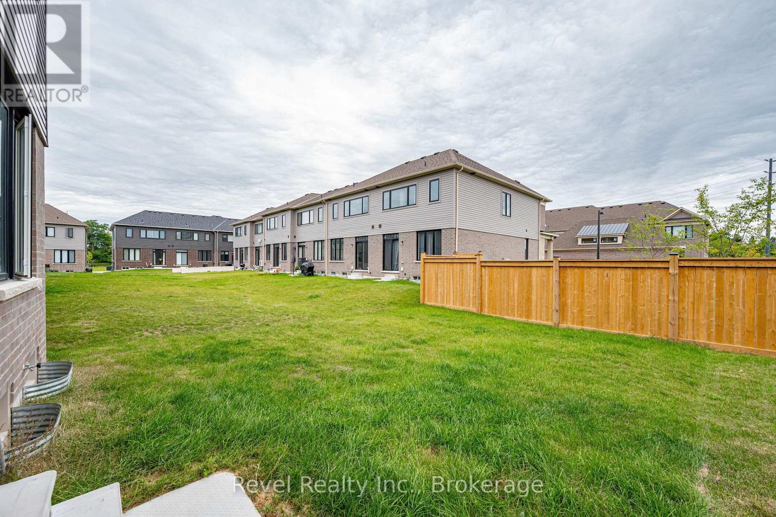 38 Hickey Lane, Kawartha Lakes (Lindsay), Ontario  K9V 1T9 - Photo 37 - X13792820