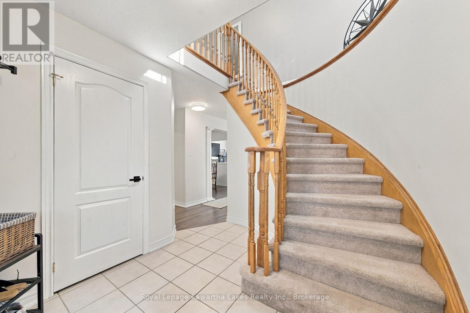 12 Lucas Crescent, Kawartha Lakes (Lindsay), Ontario  K9V 0C5 - Photo 10 - X13793082