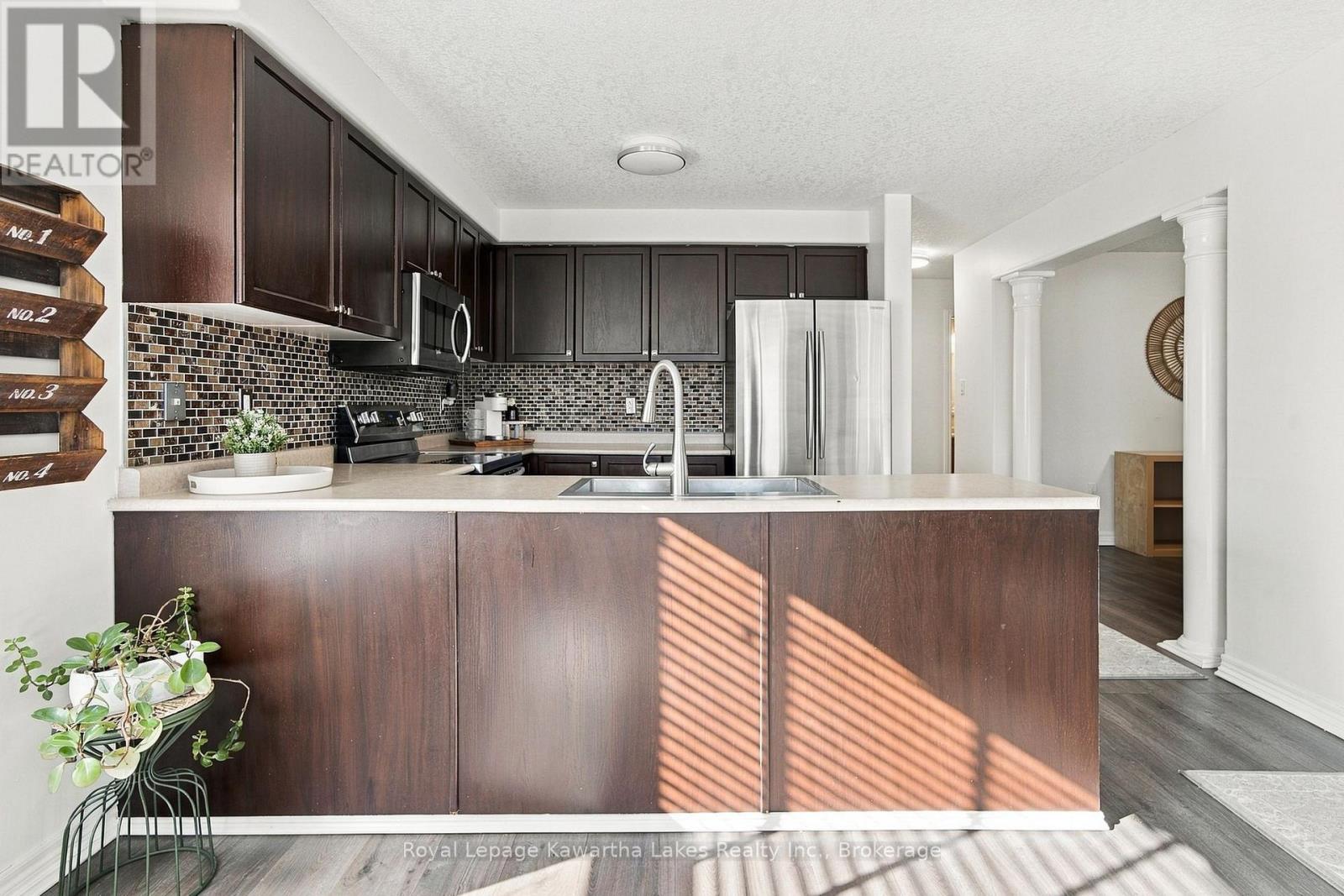 12 Lucas Crescent, Kawartha Lakes (Lindsay), Ontario  K9V 0C5 - Photo 12 - X13793082