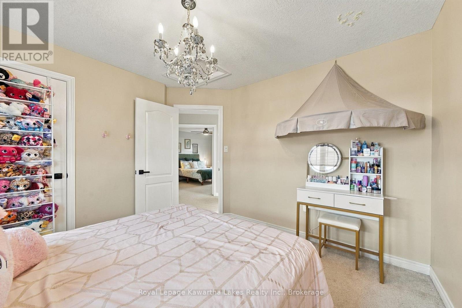 12 Lucas Crescent, Kawartha Lakes (Lindsay), Ontario  K9V 0C5 - Photo 32 - X13793082