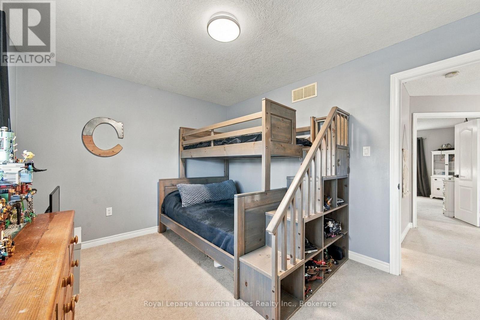 12 Lucas Crescent, Kawartha Lakes (Lindsay), Ontario  K9V 0C5 - Photo 39 - X13793082