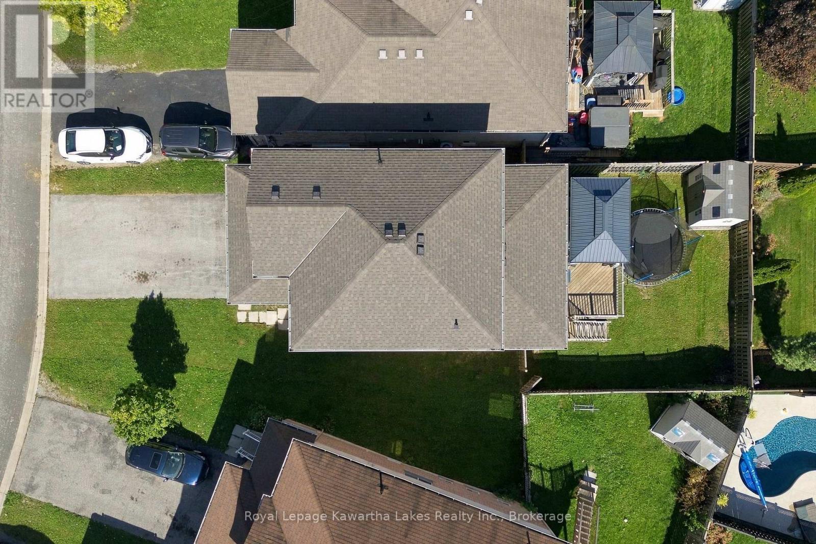 12 Lucas Crescent, Kawartha Lakes (Lindsay), Ontario  K9V 0C5 - Photo 4 - X13793082