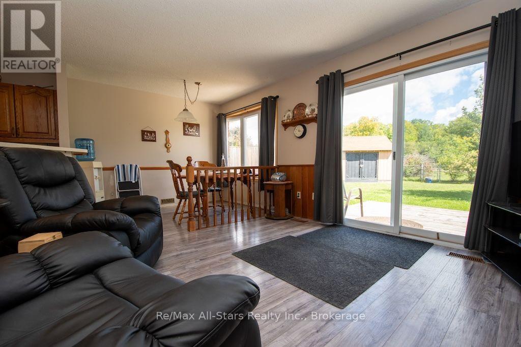 1921 Mapleridge Drive, Peterborough (Monaghan Ward 2), Ontario  K9K 1R1 - Photo 13 - X13793188
