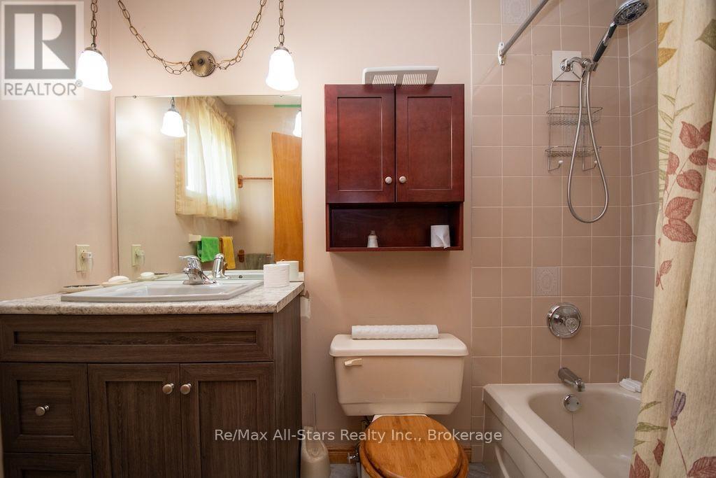 1921 Mapleridge Drive, Peterborough (Monaghan Ward 2), Ontario  K9K 1R1 - Photo 17 - X13793188