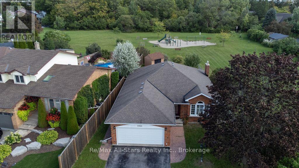 1921 Mapleridge Drive, Peterborough (Monaghan Ward 2), Ontario  K9K 1R1 - Photo 3 - X13793188