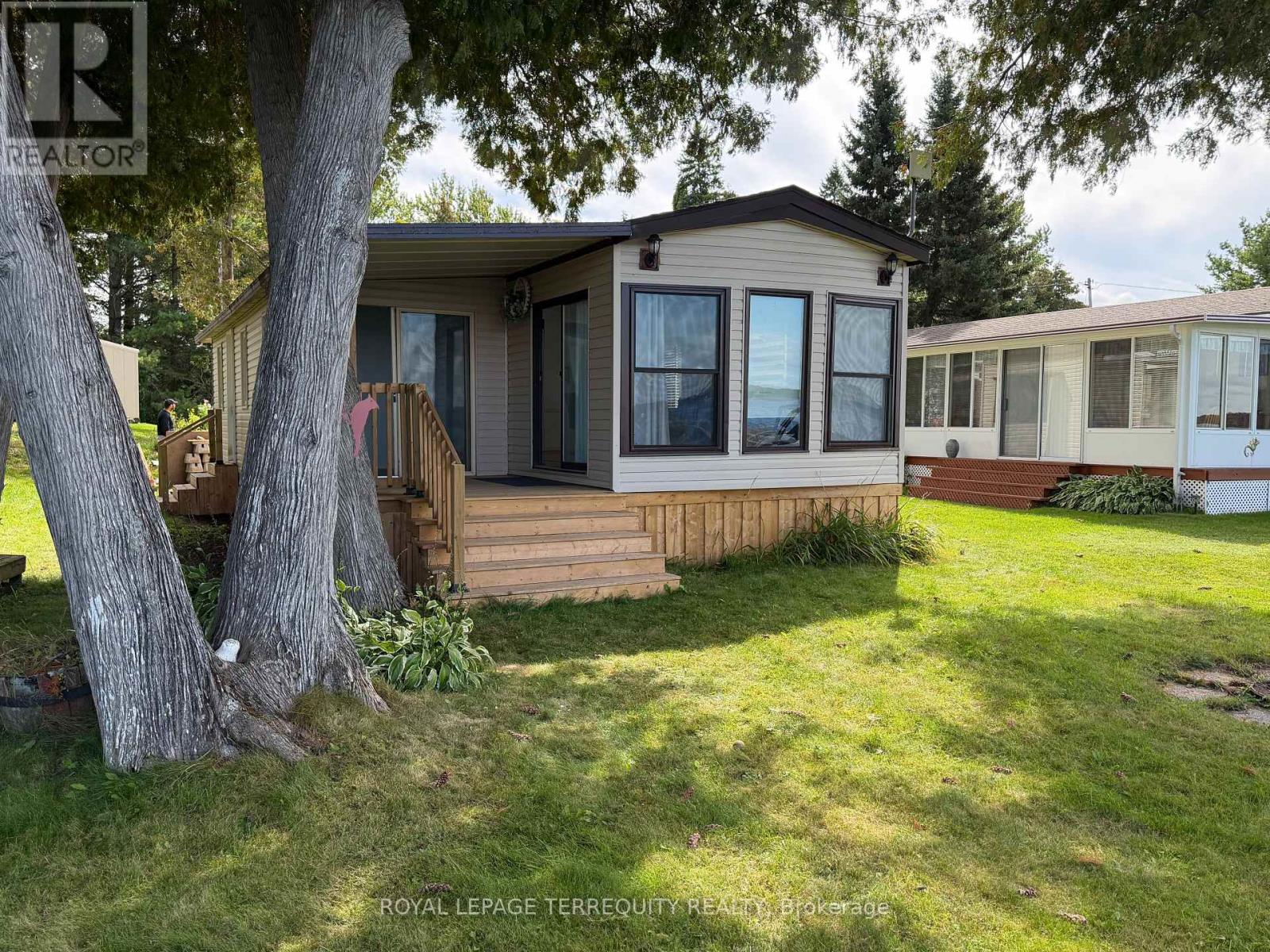 17 Sunset, Selwyn, Ontario  K0L 2H0 - Photo 2 - X13793508