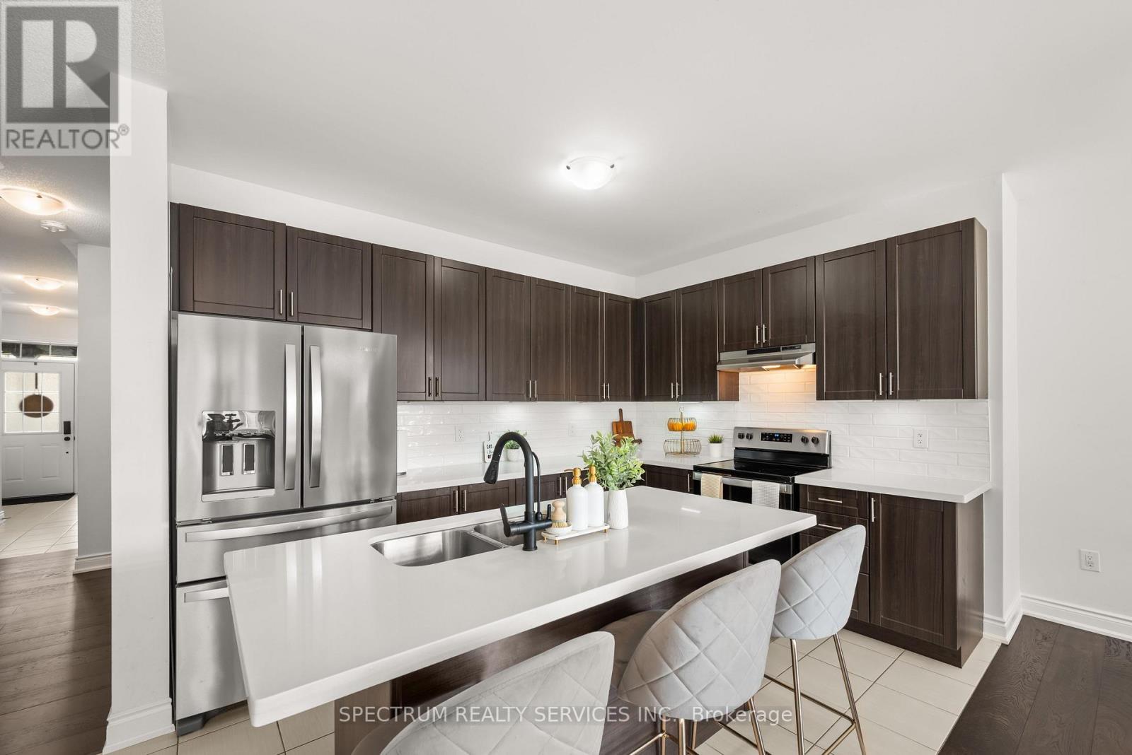 32 Horizon Avenue, Cavan Monaghan (Millbrook Village), Ontario  L0A 1G0 - Photo 9 - X13793566