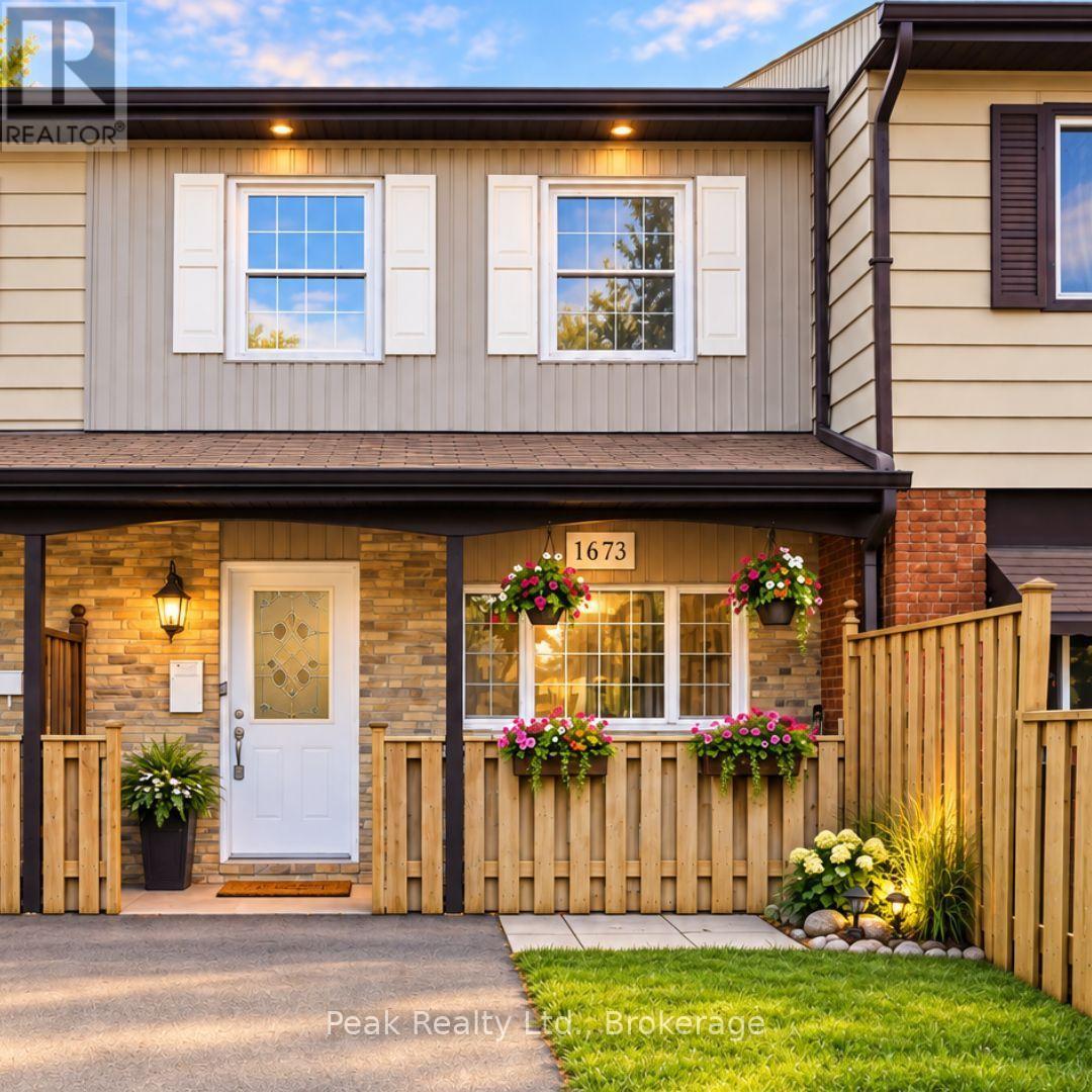 1673 APPLEWOOD CRESCENT, peterborough (monaghan ward 2), Ontario