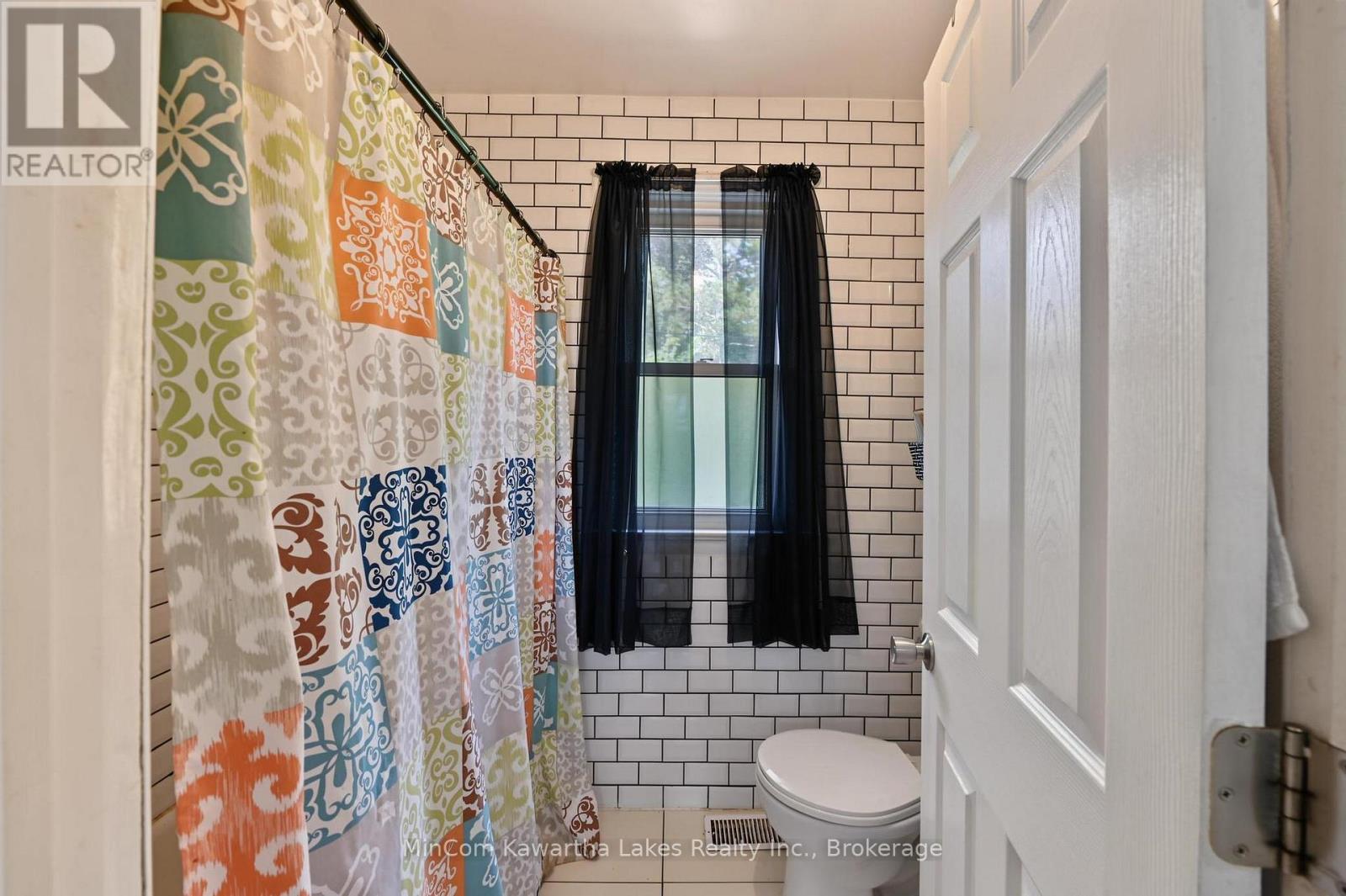 71 Greenhill Drive, Peterborough (Otonabee Ward 1), Ontario  K9J 6E2 - Photo 15 - X13795300