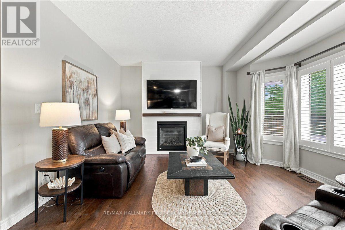 14 Belsey Lane, Clarington (Newcastle), Ontario  L1B 0B3 - Photo 5 - E13795838