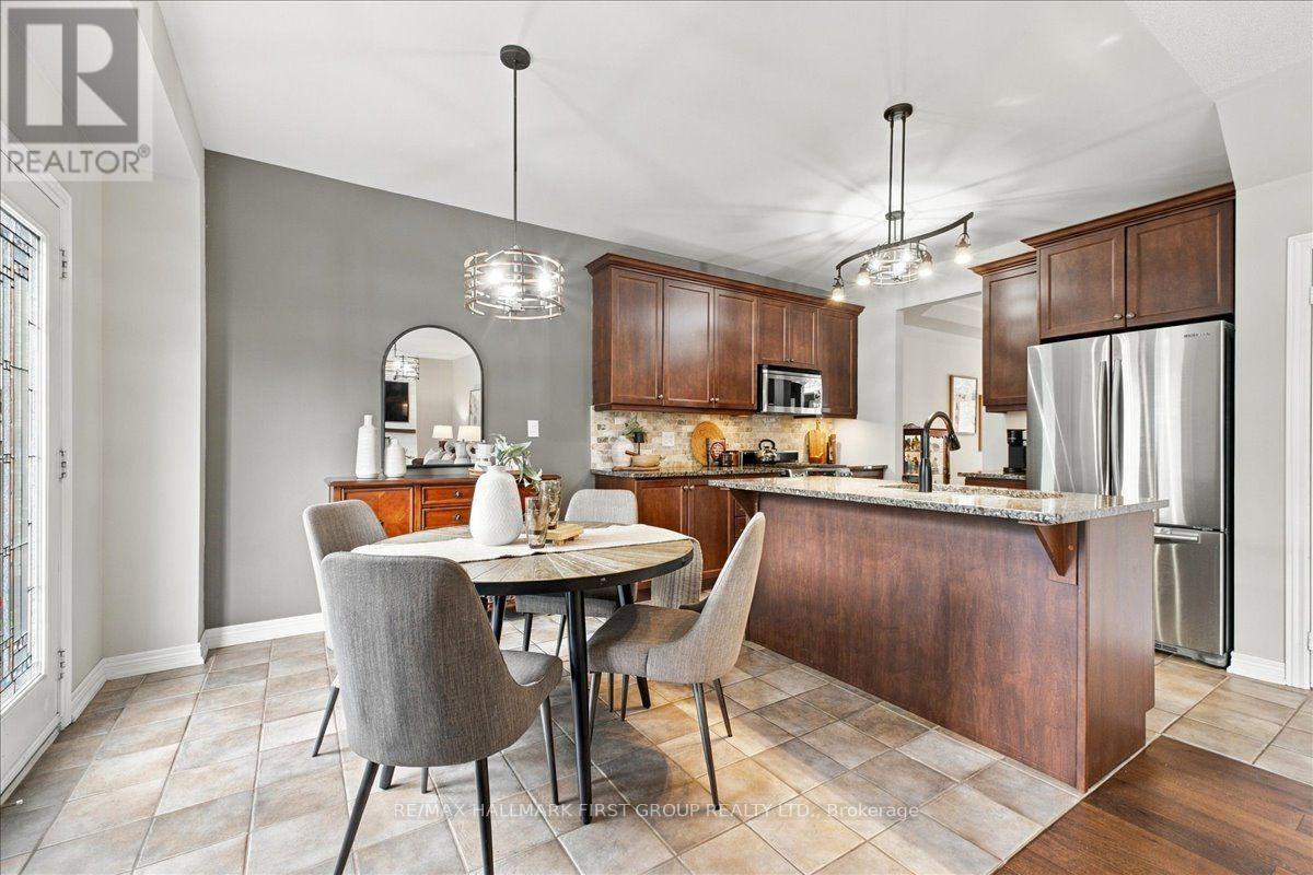 14 Belsey Lane, Clarington (Newcastle), Ontario  L1B 0B3 - Photo 8 - E13795838