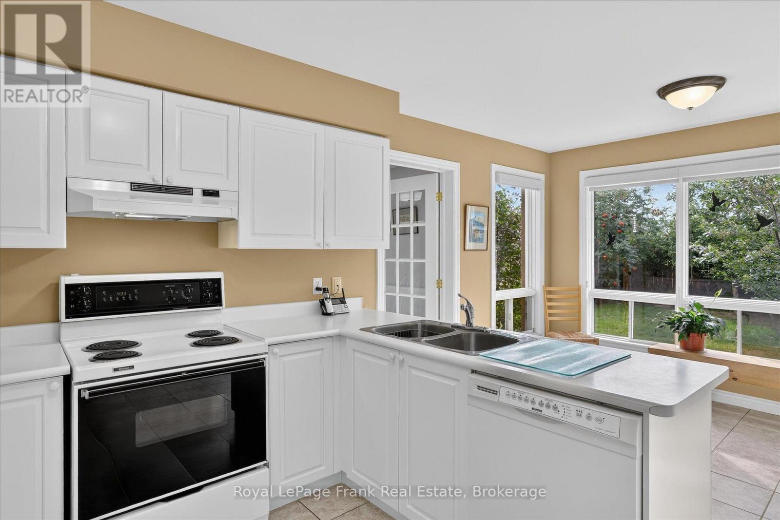 1544 Glenforest Crescent, Peterborough (Monaghan Ward 2), Ontario  K9K 2J1 - Photo 11 - X13796210