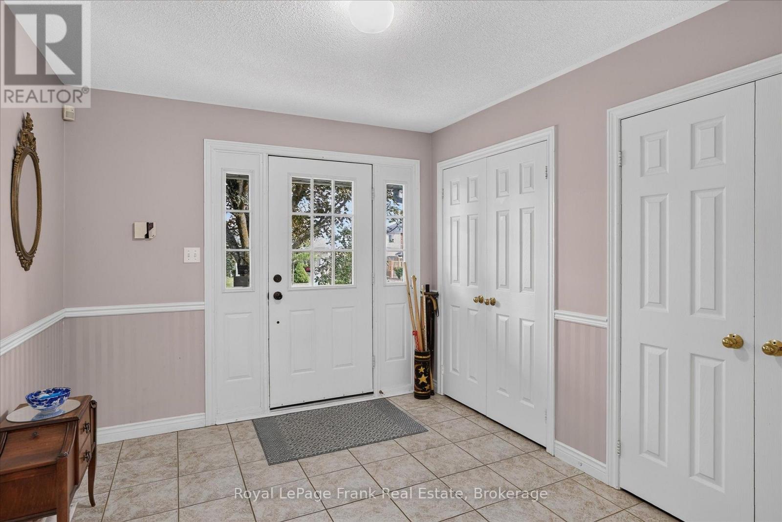 1544 Glenforest Crescent, Peterborough (Monaghan Ward 2), Ontario  K9K 2J1 - Photo 3 - X13796210