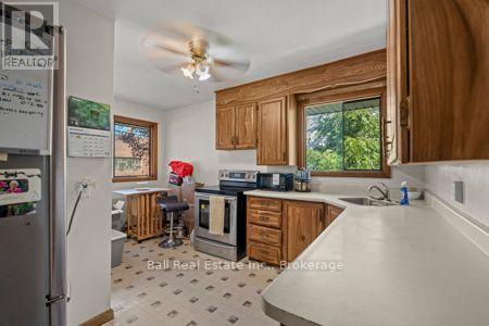 547 Albert Street, Peterborough (Town Ward 3), Ontario  K9J 4N7 - Photo 12 - X13797070