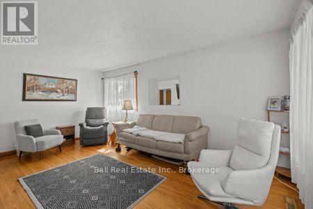 547 Albert Street, Peterborough (Town Ward 3), Ontario  K9J 4N7 - Photo 8 - X13797070