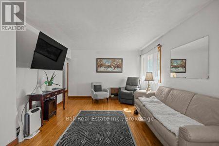 547 Albert Street, Peterborough (Town Ward 3), Ontario  K9J 4N7 - Photo 9 - X13797070