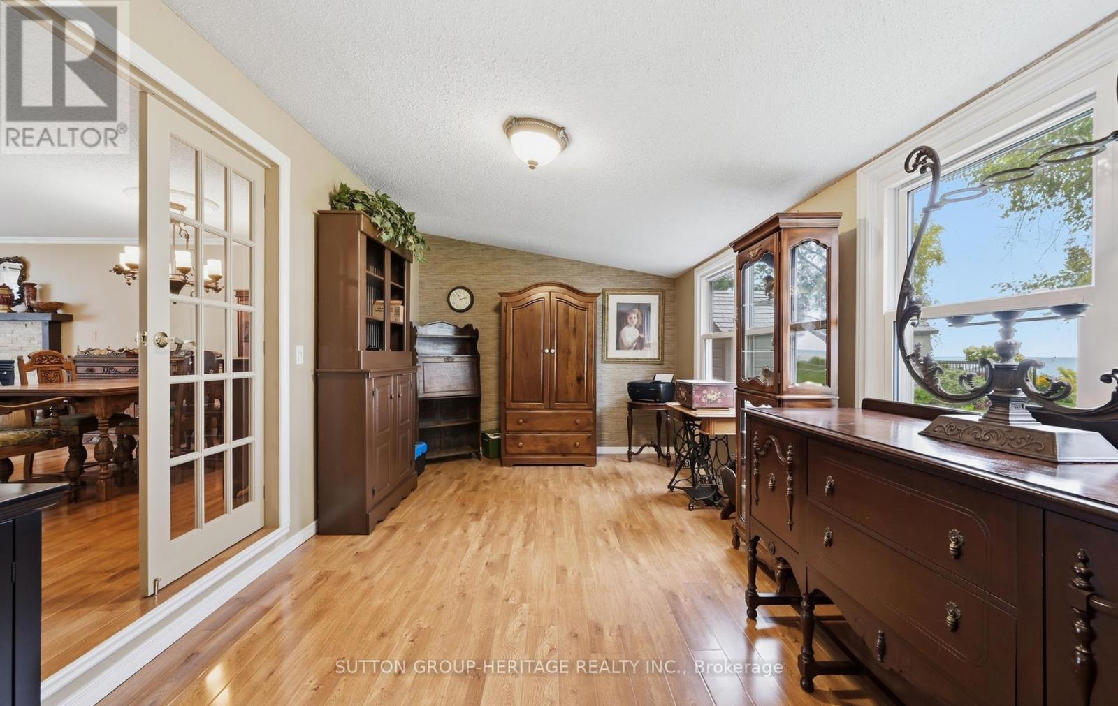 89 Bluffs Road, Clarington (Newcastle), Ontario  L1B 1B9 - Photo 12 - E13796954