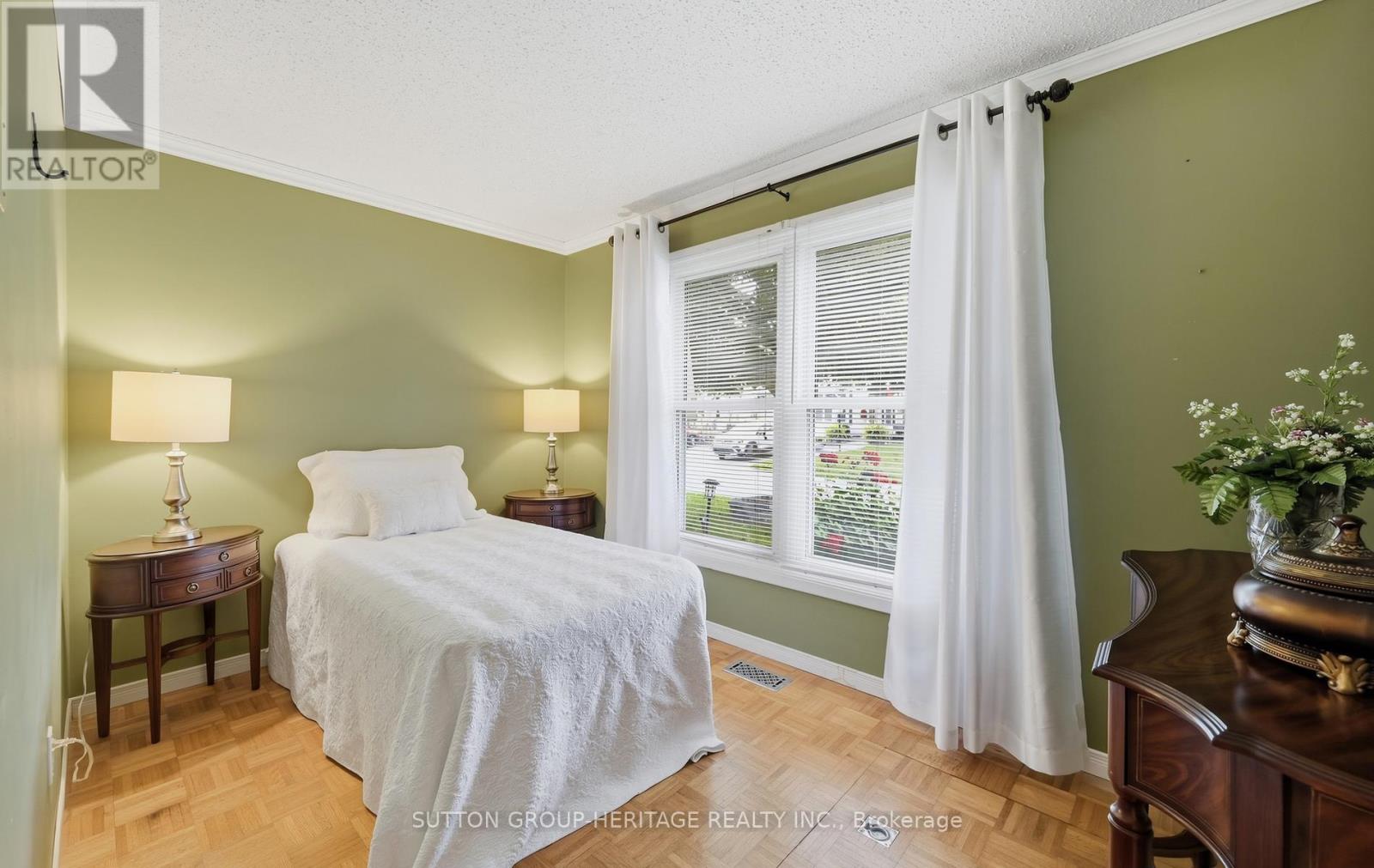 89 Bluffs Road, Clarington (Newcastle), Ontario  L1B 1B9 - Photo 19 - E13796954