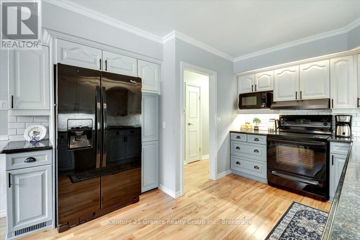 5 Forest Hill Road, Bancroft (Bancroft Ward), Ontario  K0L 1C0 - Photo 16 - X13798454