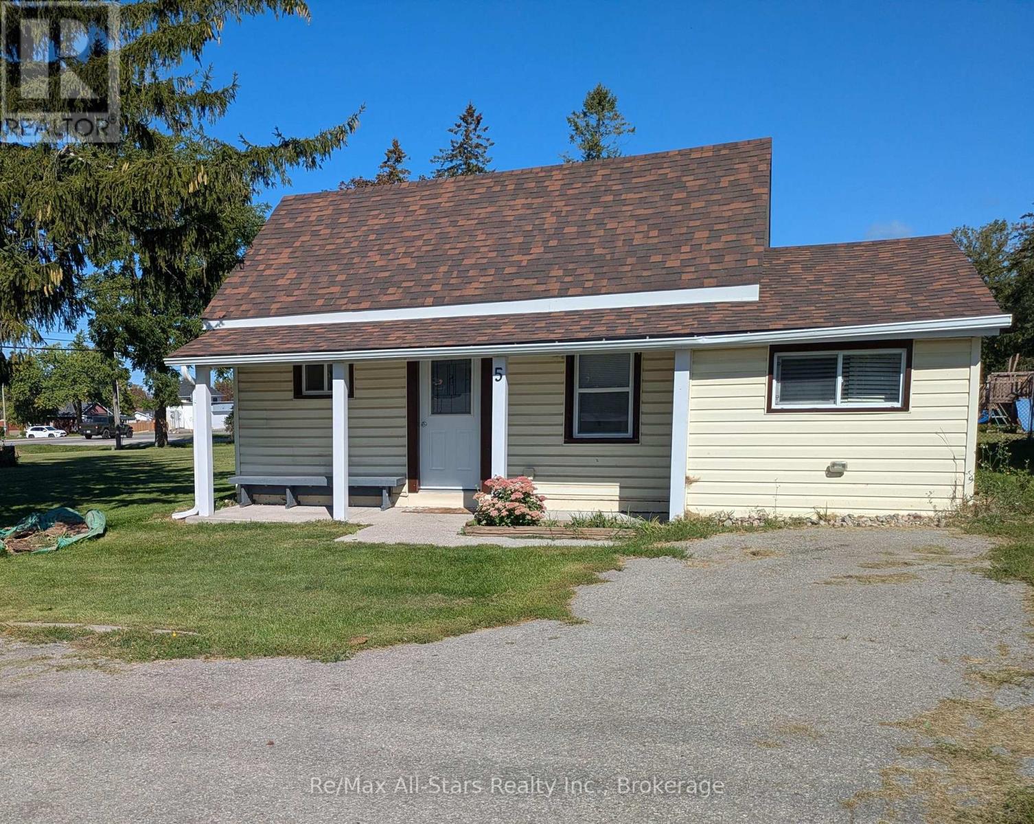 7-5 Weldon Road, Kawartha Lakes (Lindsay), Ontario  K9V 4R6 - Photo 3 - X13798500