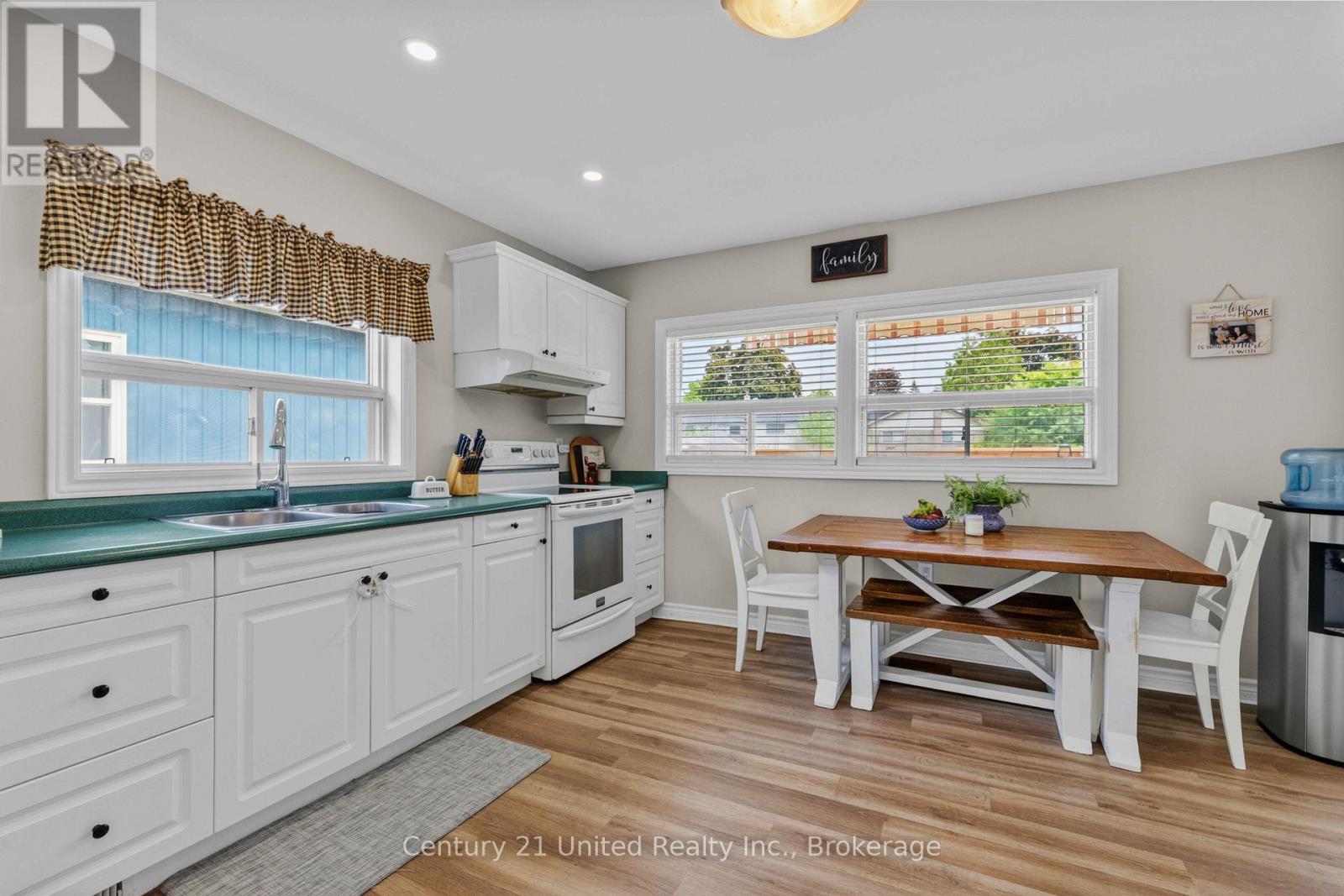 48 Leahys Lane, Peterborough (Ashburnham Ward 4), Ontario  K9H 2H1 - Photo 4 - X13798816